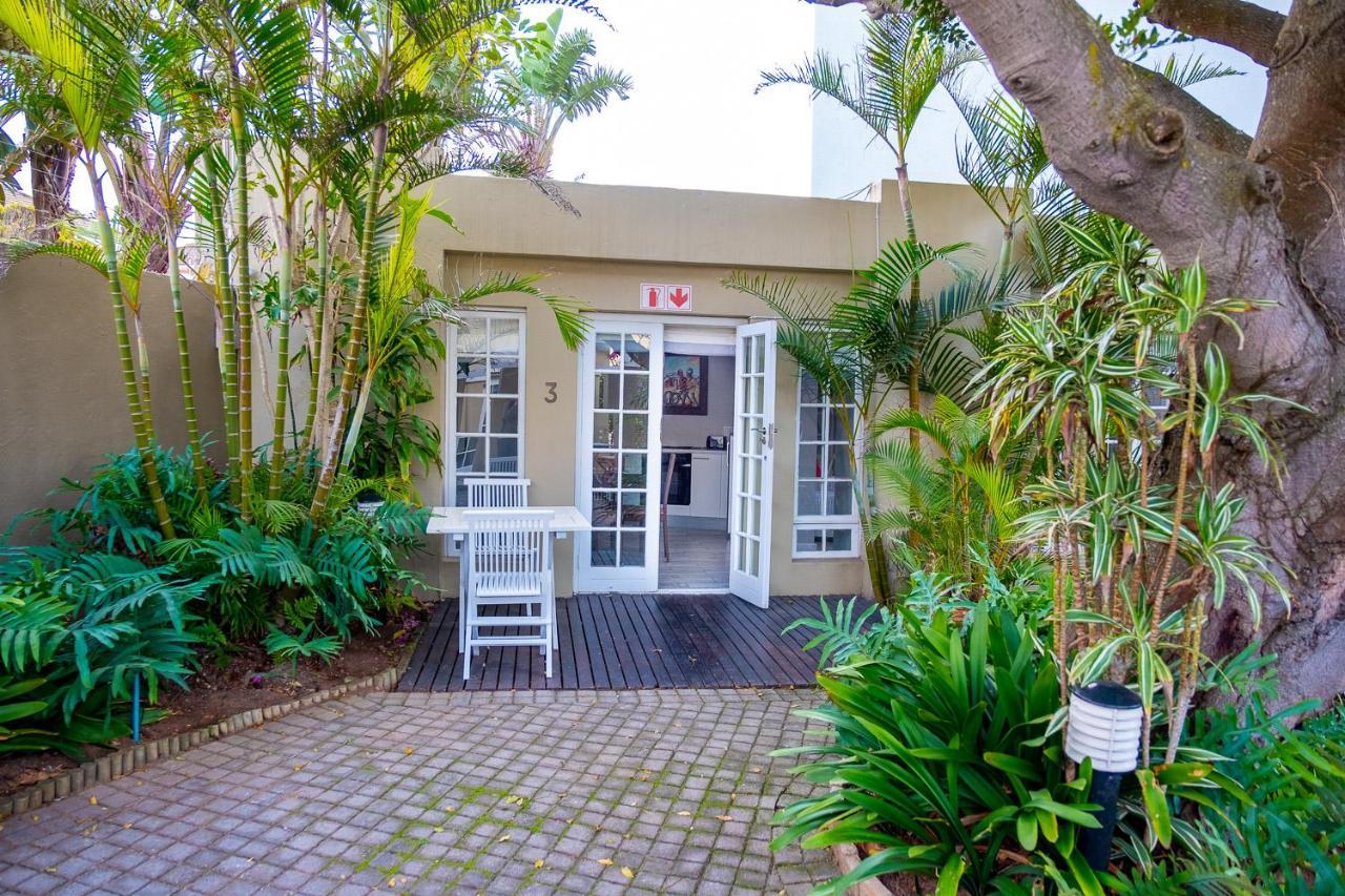 Conifer Beach House Port Elizabeth Exteriör bild