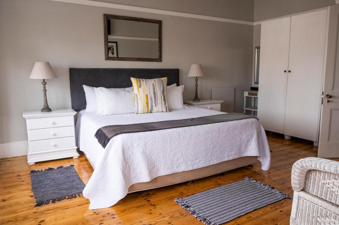 Conifer Beach House Port Elizabeth Exteriör bild