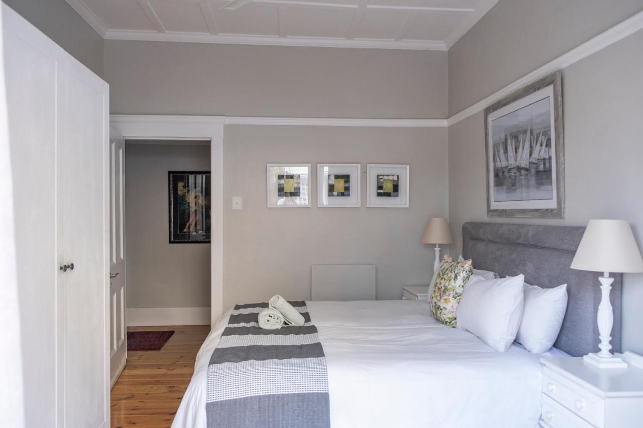 Conifer Beach House Port Elizabeth Exteriör bild